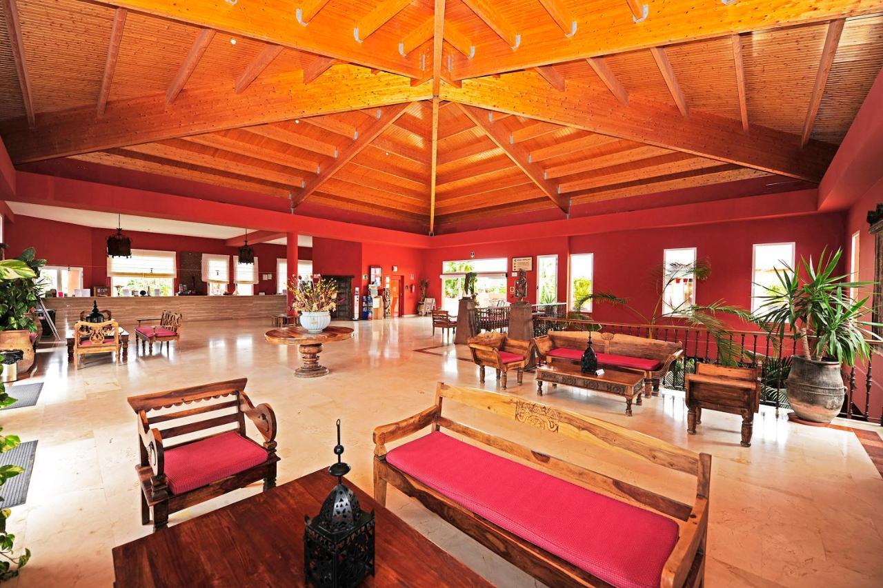 Oasis Papagayo Sport Resort Corralejo Exterior photo