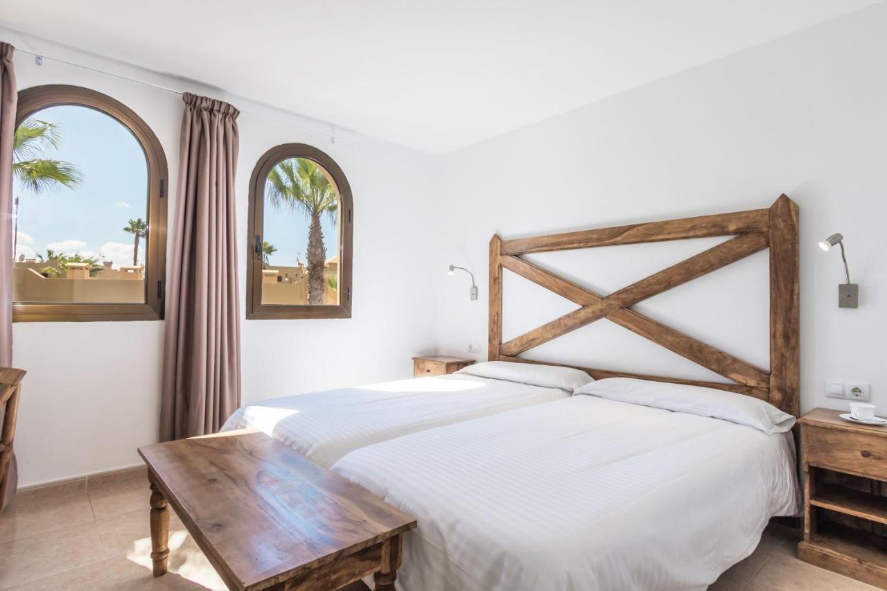 Oasis Papagayo Sport Resort Corralejo Exterior photo